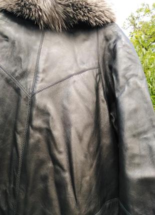 Кожаное пальто с мехом чернобурки5 фото