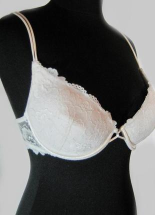 Белый кружевной бюстгалтер р 34 d  или  75d пуш ап.