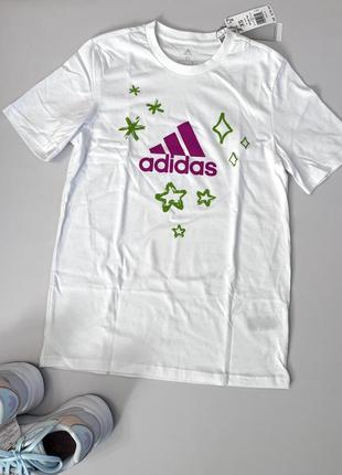 Красивая футболка adidas оригинал
