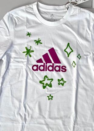 Красивая футболка adidas оригинал2 фото