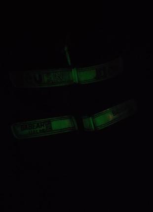 Босоножки светоотражающие, светятся в темноте8 фото