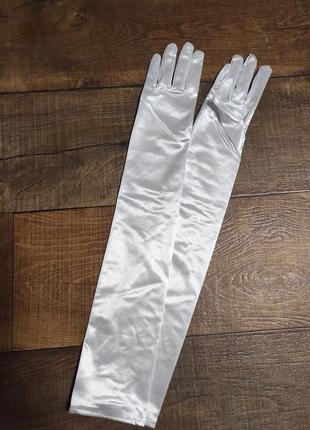 Рукавички білі атласні довгі жіночі2 фото