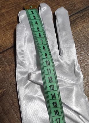 Перчатки белые атласные длинные женские