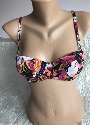 Верх від купальника