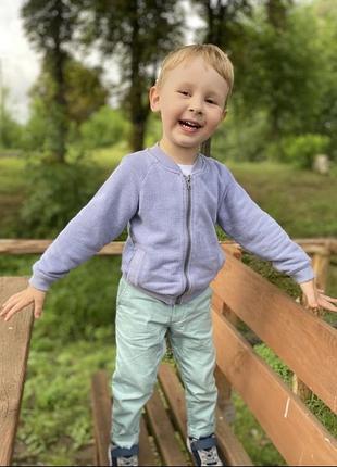 Клевой кардиган на замочке, очень красивый цвет.