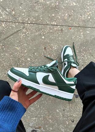 Nike dunk low varsity green