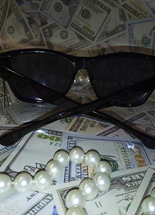 Сонцезахисні окуляри з дзеркальними лінзами2 фото