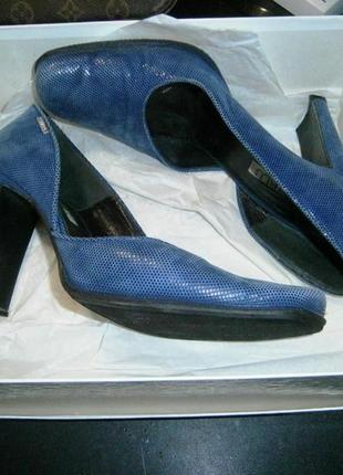 Шок loriblu italy hand made woman shoes 36,5 кожа1 фото