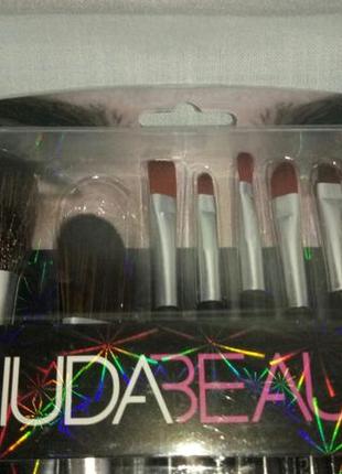 Новый набор кисточек для визажа. кисточки набор для макияжа. набор визажиста