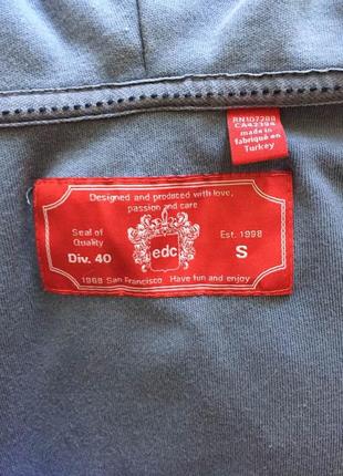 Голубая кофта вырез лодочка 3