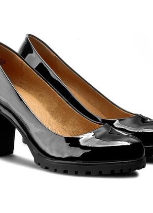 Туфли 9-22400-27 black patent 018 caprice, р.37