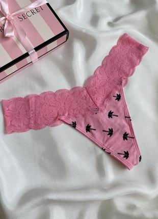 Розовые трусики victoria’s secret pink оригинал яркие стринги трусы