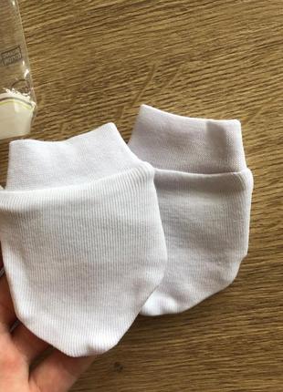 Царапки рукавички новорожденному роддом новорожденным белые 56 варежки 50 623 фото