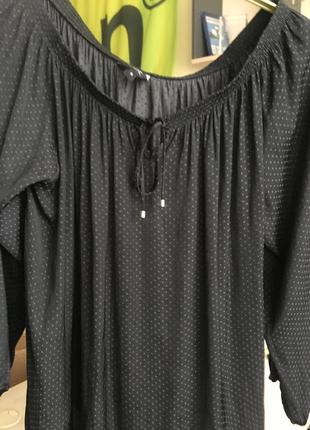 Красива легка блузка next p-р16/44