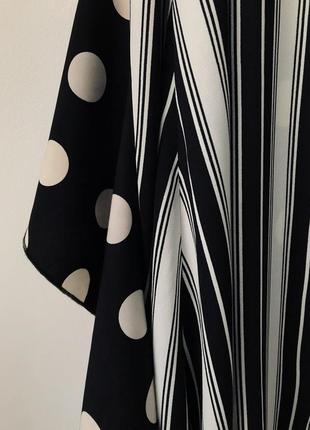 Нова сукня міді в горошок та смужку prettylittlething чорно-біле плаття сарафан чорно-біла сукня5 фото