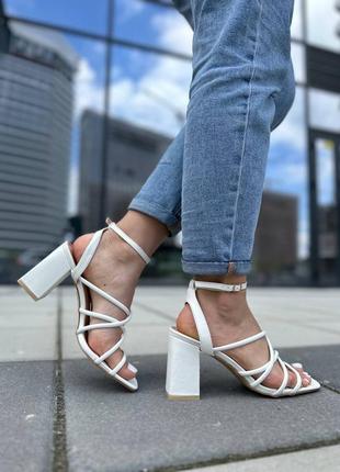 ❤️ шикарные босоножки на каблуке