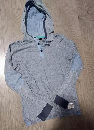 Кофта з капішоном