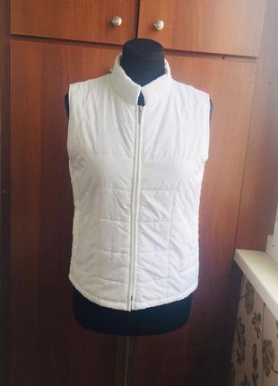 Италия новая белая жилетка на девочку 12 лет,