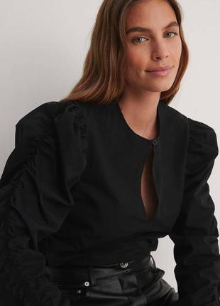 Блуза чорна з довгим рукавом-ліхтариком5 фото