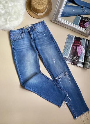 Жіночі джинси з рваностями2 фото
