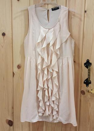 Платье из вискозы вишче колен