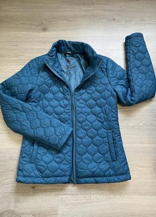 Легенька прошита курточка