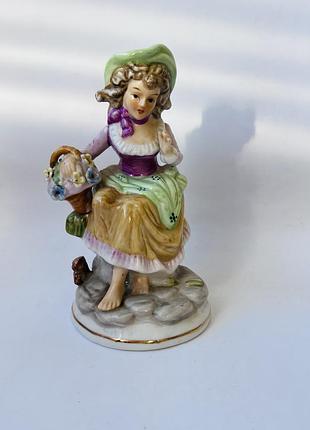 Capodimonte каподімонте італія дуже дорогий фарфор квітка