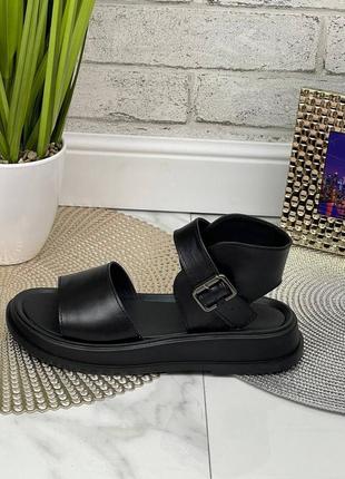 36-41 рр босоніжки нат. шкіра на платформі