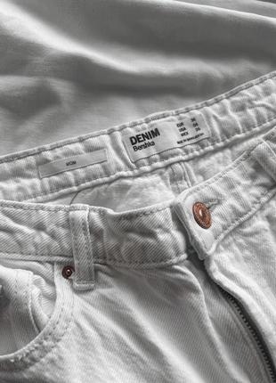 Белые мом джинсы bershka s/m (36)6 фото