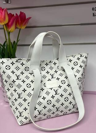 Вместительная сумка