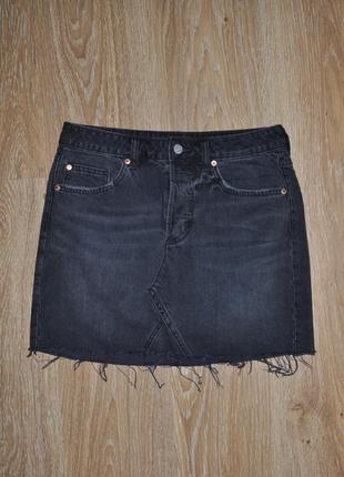 Чорно-сіра джинсова спідниця з необробленим нижнім краєм h&m