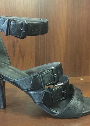 Босоніжки tamaris