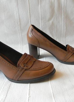 Женские кожаные туфли pesaro р.37 (24,7 см)9 фото
