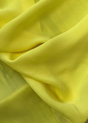 Жовта лимонна річна блуза без рукавів на запах з v-подібним вирізом3 фото