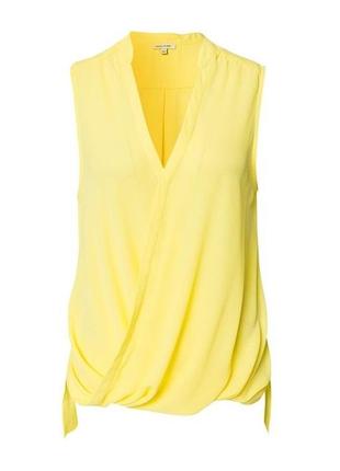 Жовта лимонна річна блуза без рукавів на запах з v-подібним вирізом5 фото