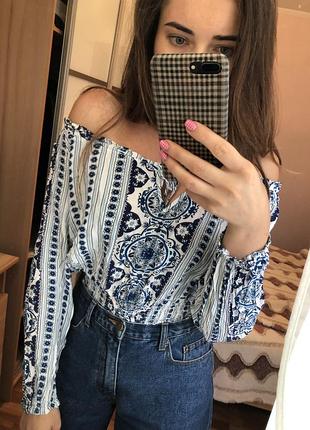 Топ с открытыми плечами бохо крестьянка