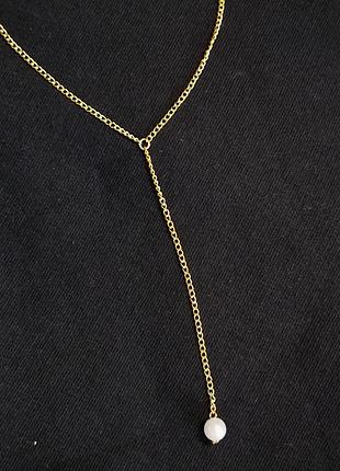 Цепочка с белой бусинкой