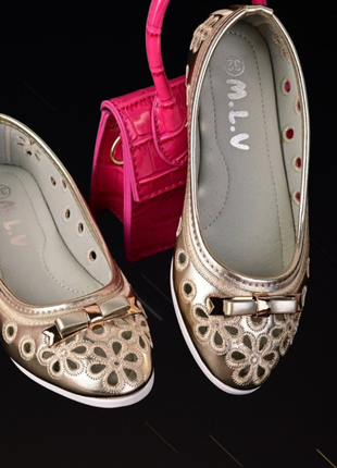 Красивые  туфли, балетки в наличии 31-36 размер отличного качества