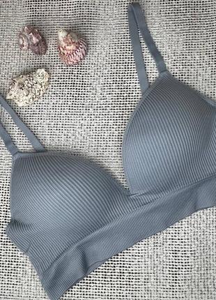 Топ. топик-бюстгалтер в рубчик. цвета разные: белый, черный, бежевый, серый.