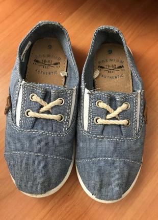 Мокасини next розмір 9, це наш 26-27.