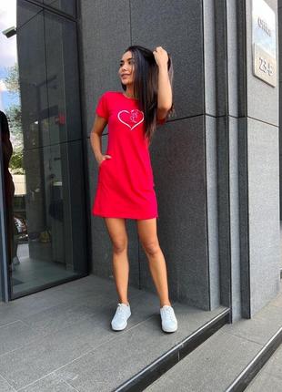 Платье футболка туника летнее легокое короткое свободное туника красное черное сиреневое с принтом повседневное2 фото