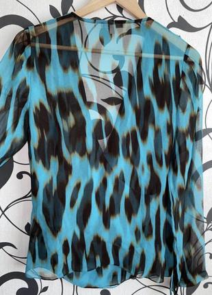 Блакитна блуза в леопардовий принт шовкова блуза шовкова блузка нарядна блузка з шовку італія alberto makali max mara6 фото