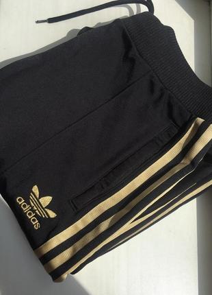 Спортивні штани adidas