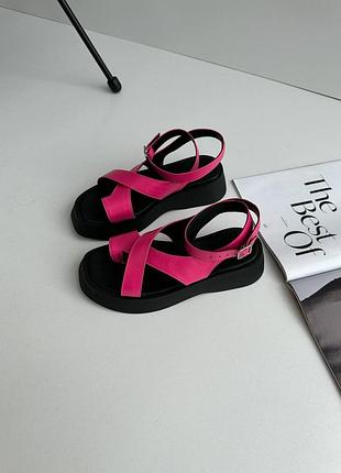 Шикарні босоніжки5 фото