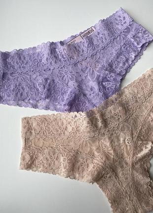 Набор из 2х трусиков victoria’s secret кружевные бразилианы трусы xs