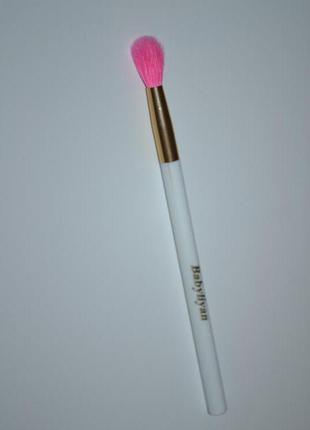 Кисть для макияжа глаз - для нанесения и растушевки теней - натуральный ворс