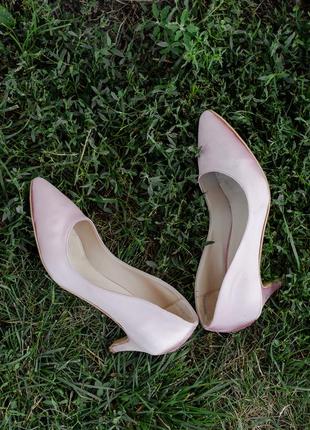 Туфлі сатинові рожеві жіночі 37р, каблук 5см