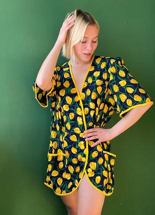 Винтажный жакет блуза из натурального шелка с цветочным принтом желтыми тюльпанами2 фото