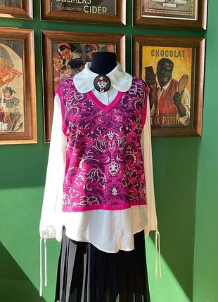 Новая белая блузка с розовым жилетом от next с круглым воротничком и широкими длинными рукавами