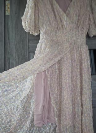 Платье с распоркой рукав колокольчиком, мега крутое5 фото